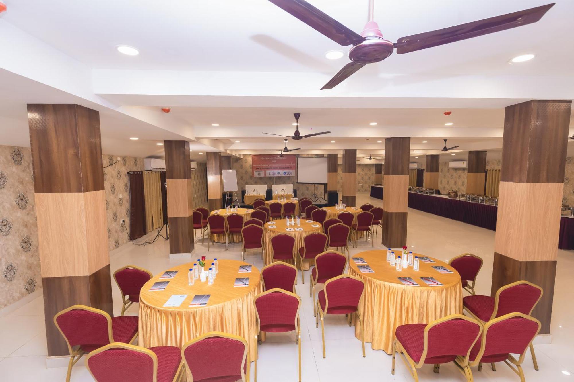 Rosewood Luxury Hotel Bhubaneswar Extérieur photo